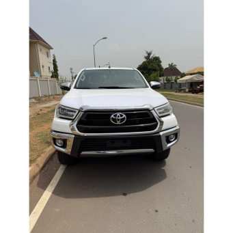Toyota Hilux Jeep